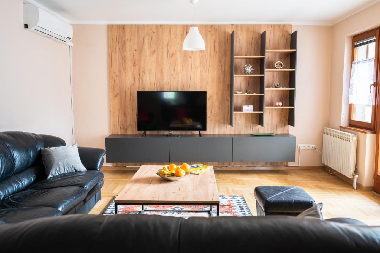 Duplex Apartment For Up To 12 People- Old Town SJJ Buitenkant foto